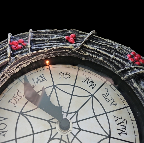 Nightmare Before Christmas Light Up Desk Clock - Picture 5 of 7